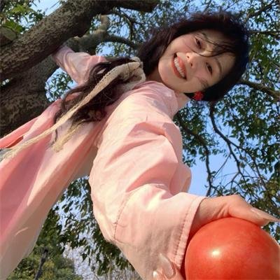 艾米丽·布莱尔的秘密